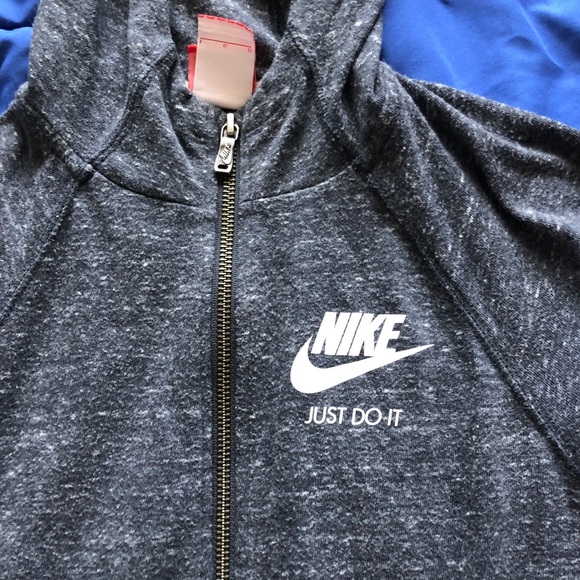 nike jacket - Picture 2 of 4